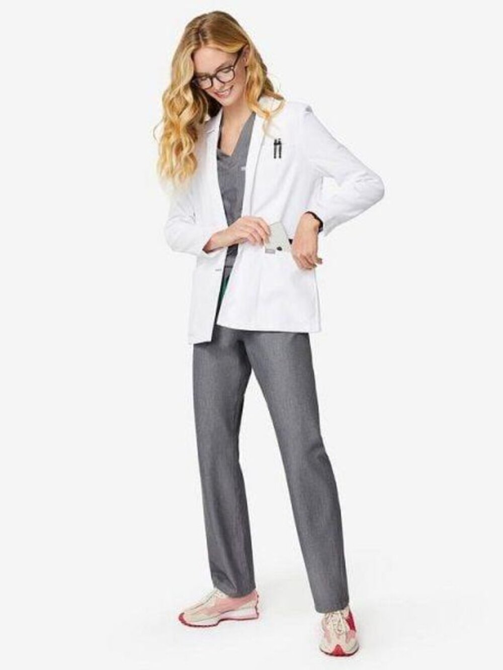 NWT FIGS Bellevue Classic Short Lab Coat White S RARE Original Fit NOT Slim